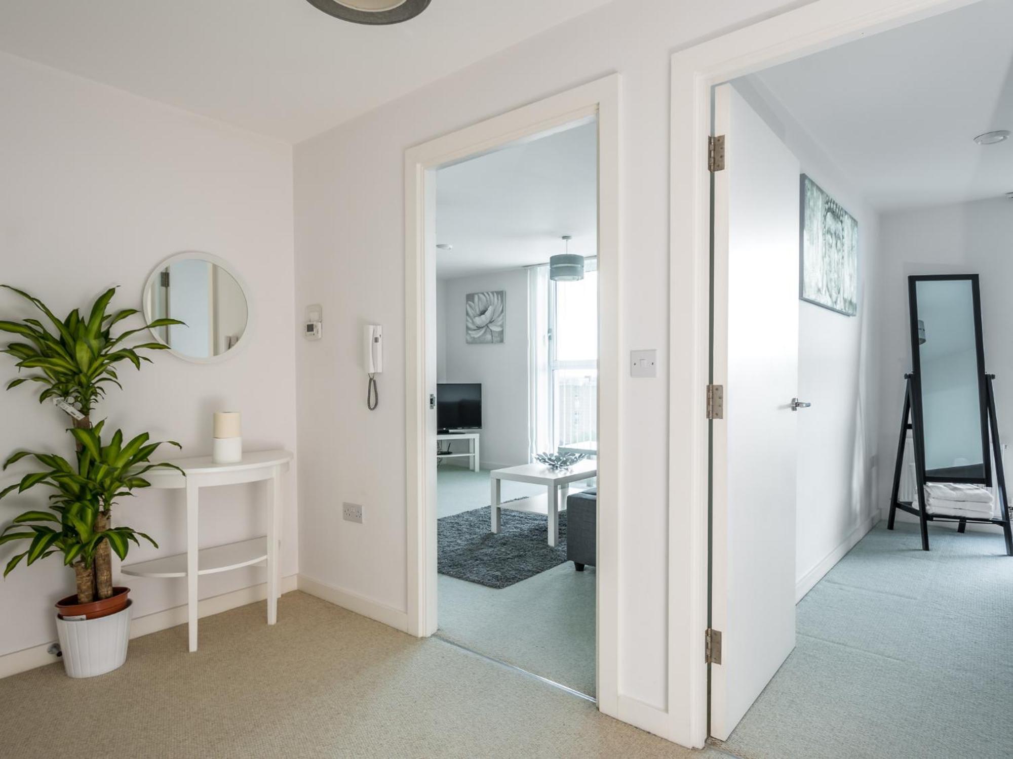 City View Apartment Bedford Exteriör bild